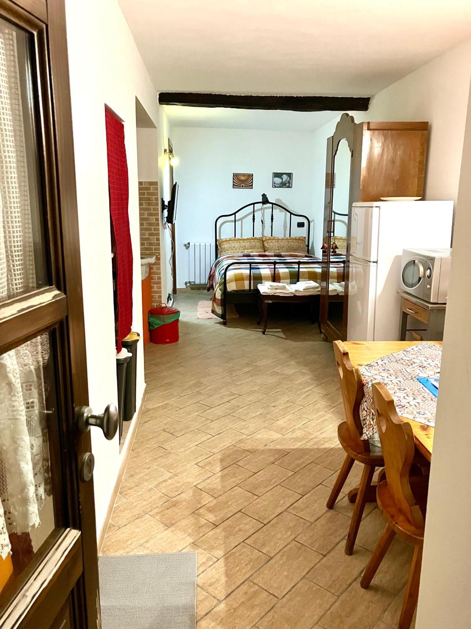 Case Vacanza Cipriano Spacious Apartment And Cosy Studio Monolocale Torretta  ภายนอก รูปภาพ