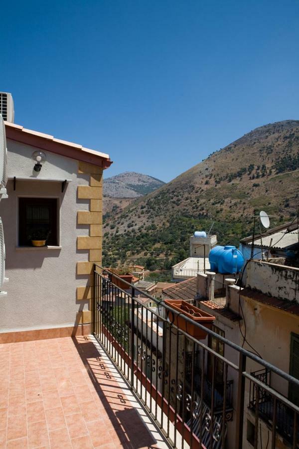 Case Vacanza Cipriano Spacious Apartment And Cosy Studio Monolocale Torretta  ภายนอก รูปภาพ