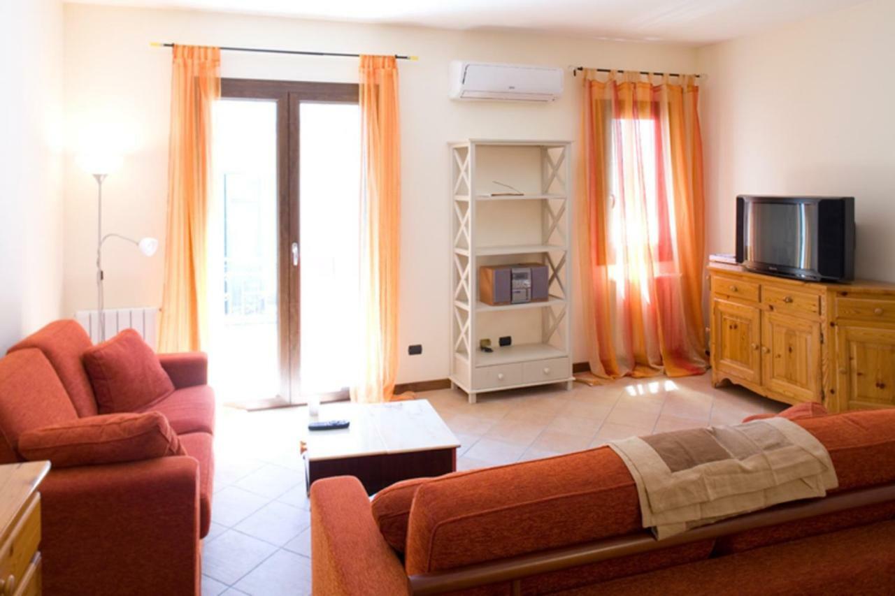 Case Vacanza Cipriano Spacious Apartment And Cosy Studio Monolocale Torretta  ภายนอก รูปภาพ